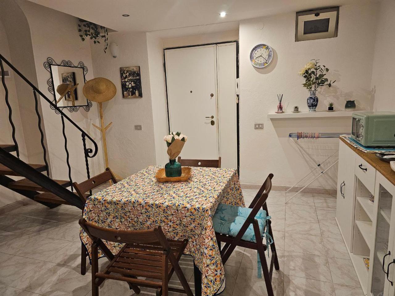 La Maison Bouganville Salerno Eksteriør billede